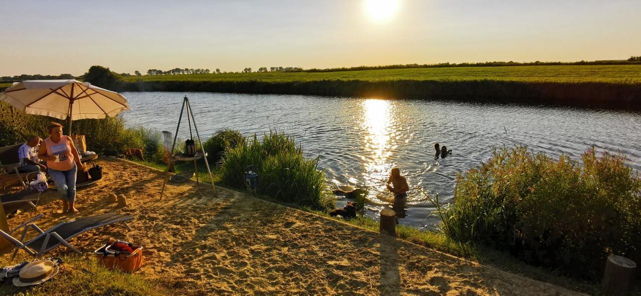 Appartement Im Stall "Lune River Ranch" Loxstedt 外观 照片